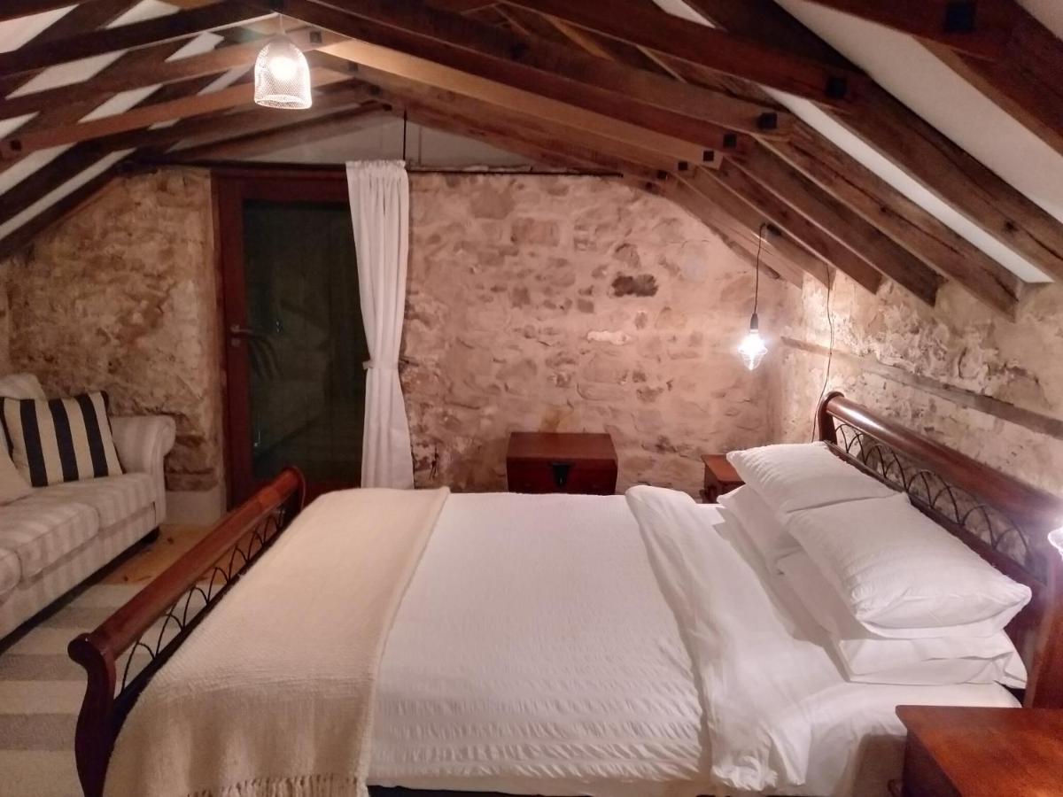 Morialta Barns Bed & Breakfast Norton Summit Bagian luar foto